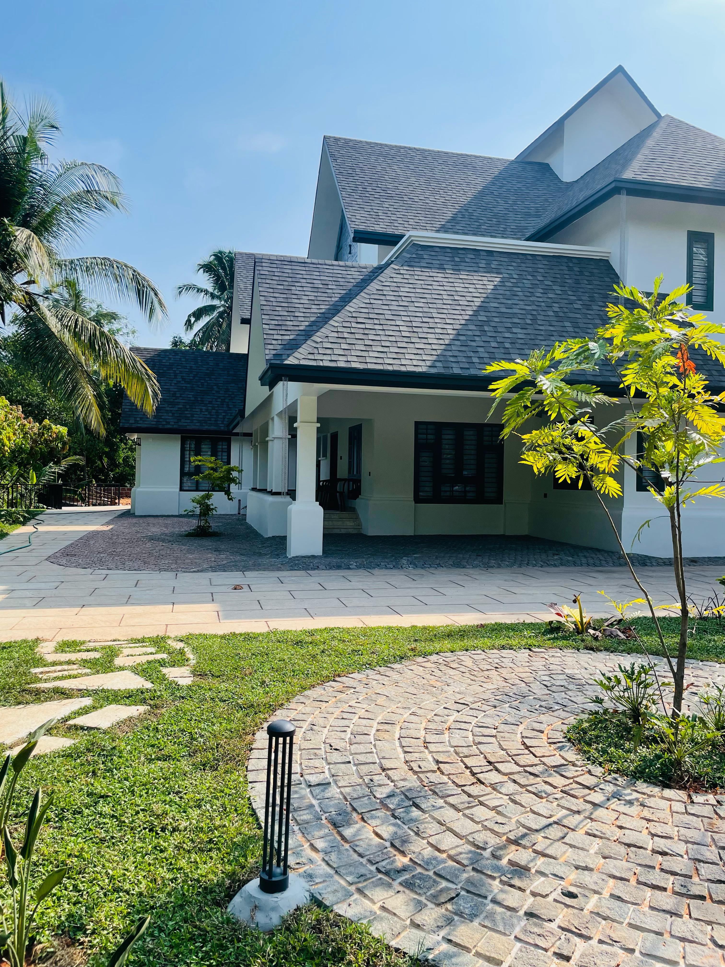 Commercial Exterior 11