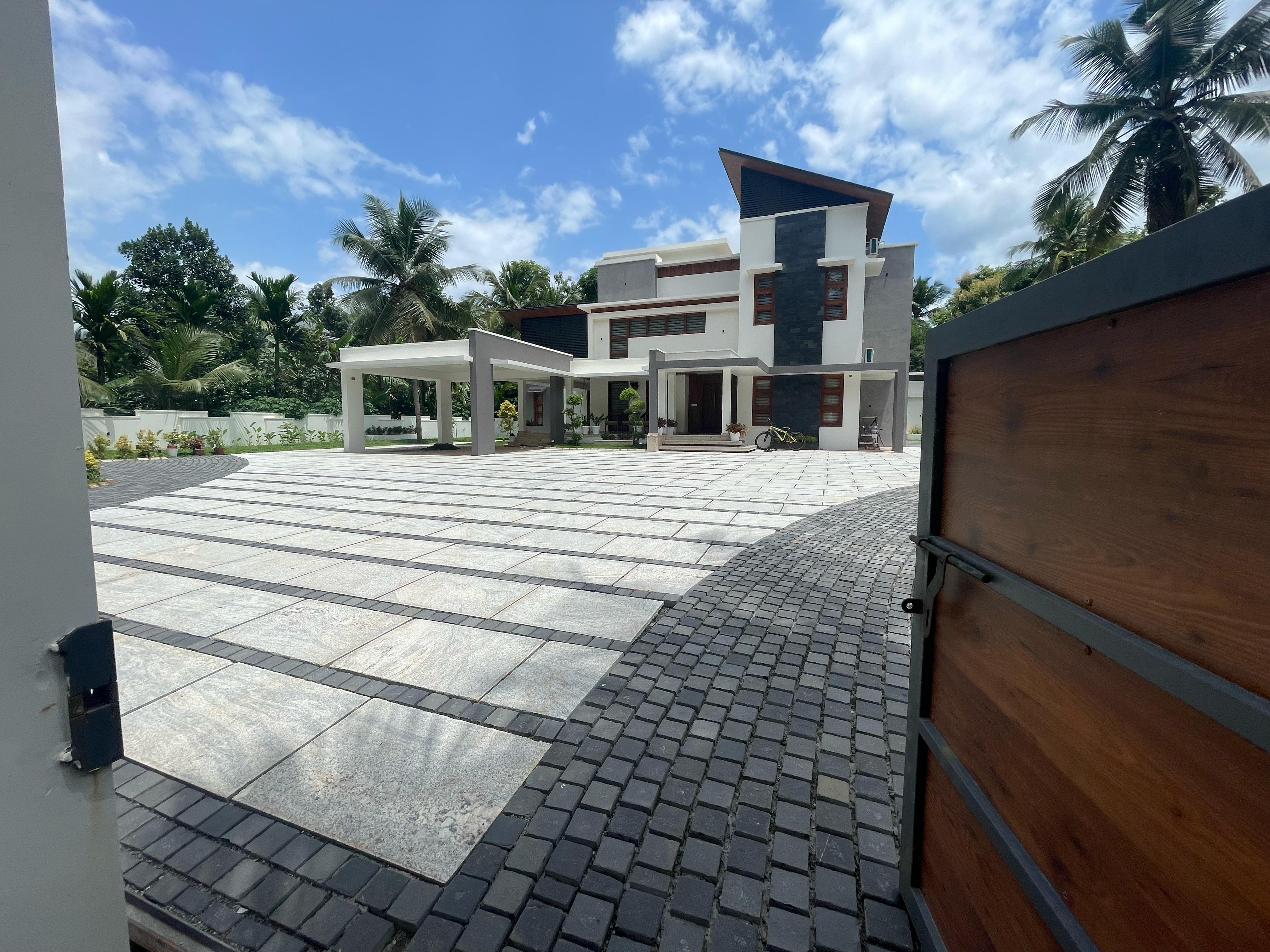 Commercial Exterior 17